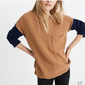 Madewell NWOT Navy and Camel Ribbed Colorblock Sweater with Pocket Size XS